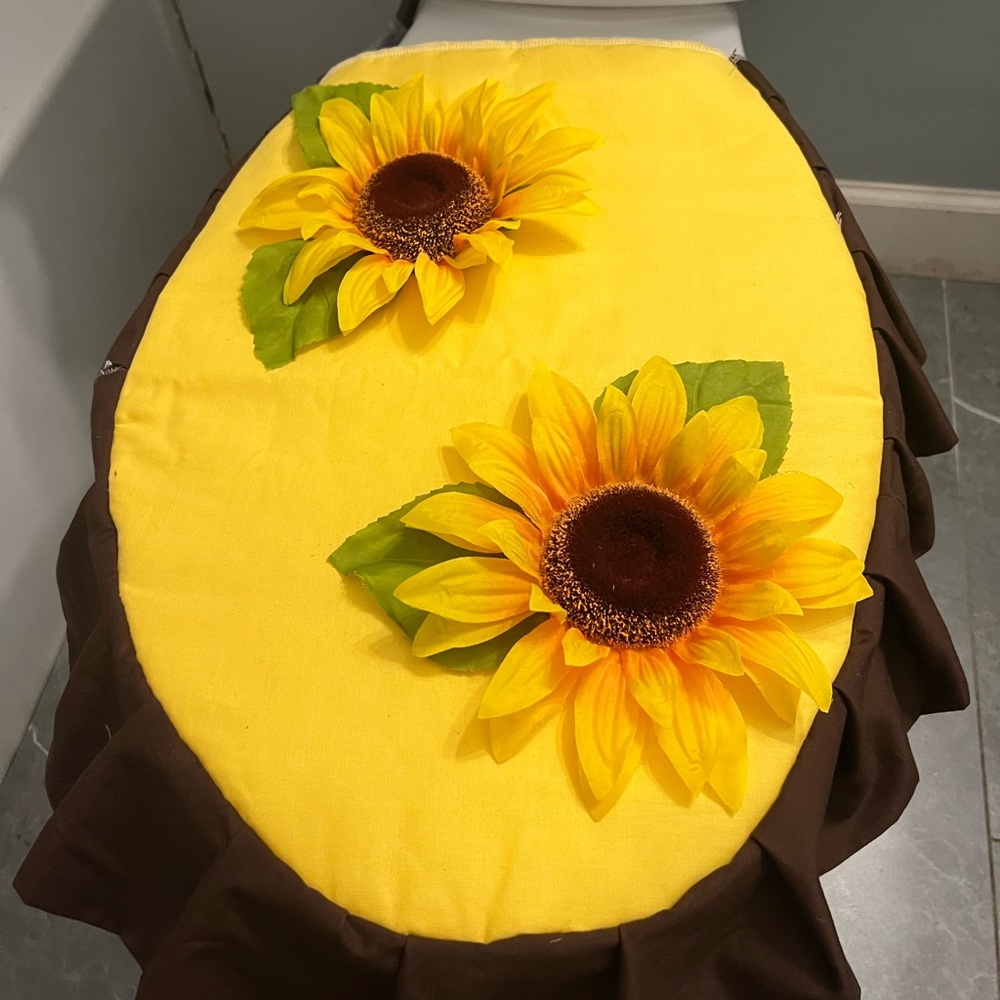 Set cover for toilet